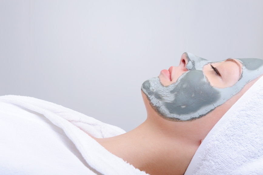 relaxation - woman with mask of clay