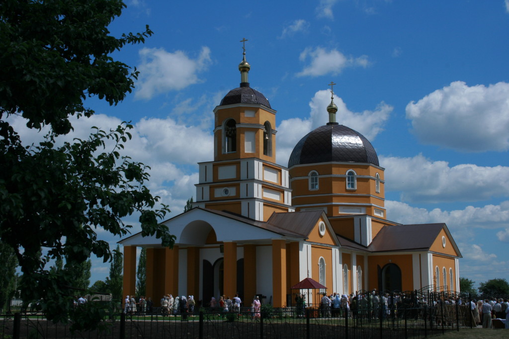 Храм в Афанасьевке Фото с сайта afanasievka.prihod.ru
